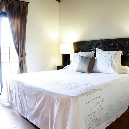 Boutique Oasis Casa Vieja Отель