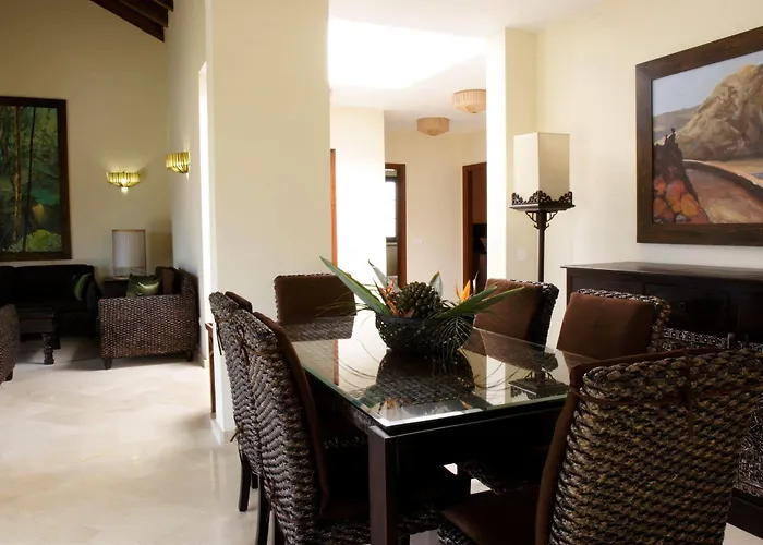 Hotel Boutique Oasis Casa Vieja La Oliva